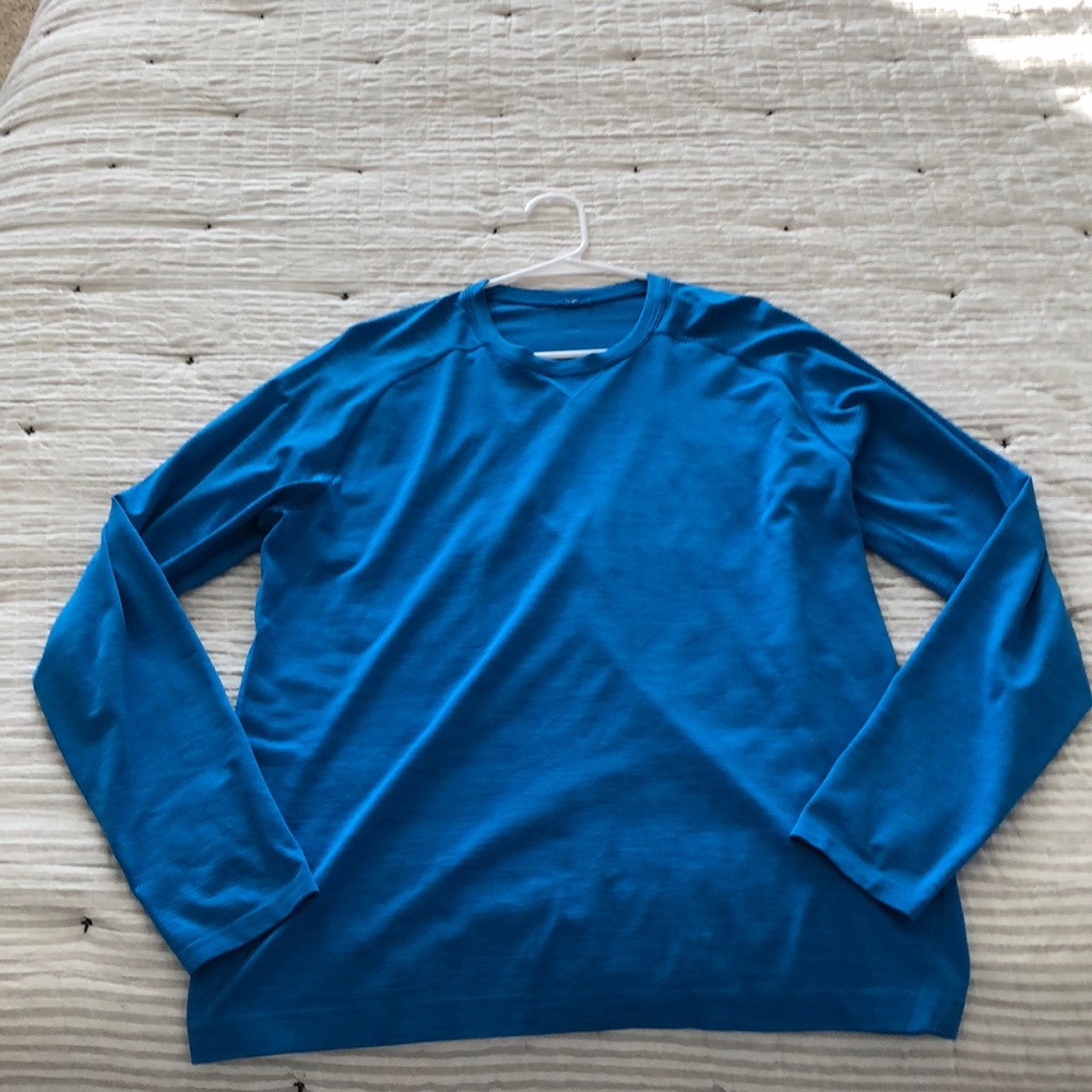 Lulu Lemon Metal Vent Tech Long-sleeve